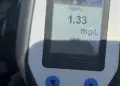 Etilotest indicând 1,33 mg/L, cu sigla Poliției Române