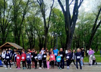 Sport și energie în Parcul Berc: Crosul Primăverii a reunit sute de participanți la Câmpia Turzii