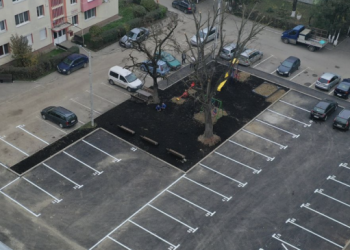 Tarifele majorate la parcările din Turda, anulate definitiv la solicitarea lui Adrian Nap și Horea Hudrea