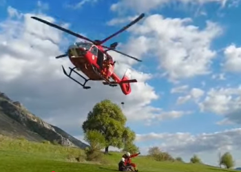 Accident cu deltaplanul la Rimetea: Pilot clujean salvat de echipele Salvamont și SMURD